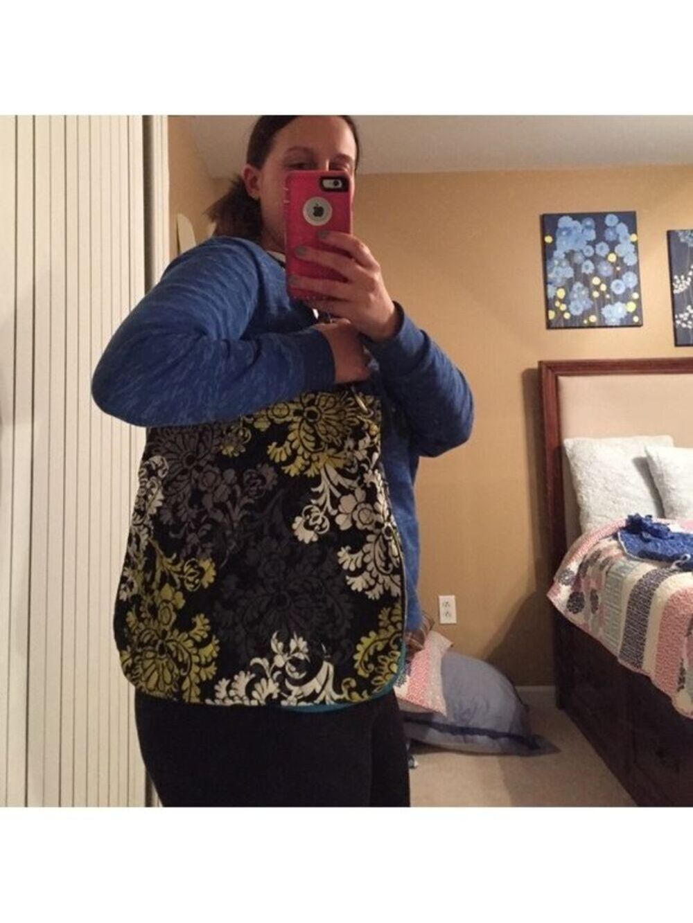 Vera Bradley tote in Baroque - Mint Condition - Picture 2 of 2